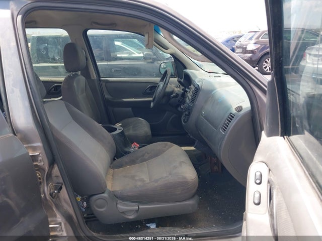 46014251 :رقم المزاد ، 1FMYU921X3KC64607 vin ، 2003 Ford Escape Xls مزاد بيع