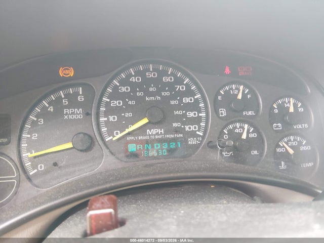 46014272 :رقم المزاد ، 3GKEC16T91G217133 vin ، 2001 Gmc Yukon Xl 1500 Sle مزاد بيع