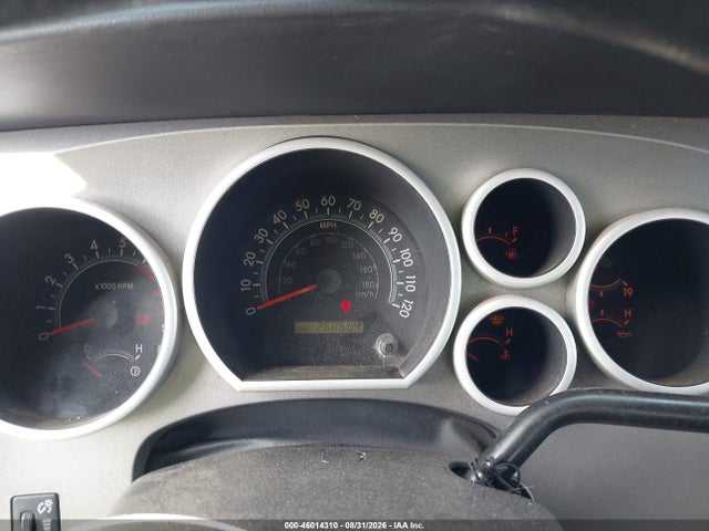 46014310 :رقم المزاد ، 5TFRY5F16BX102474 vin ، 2011 Toyota Tundra Grade 5.7l V8 مزاد بيع