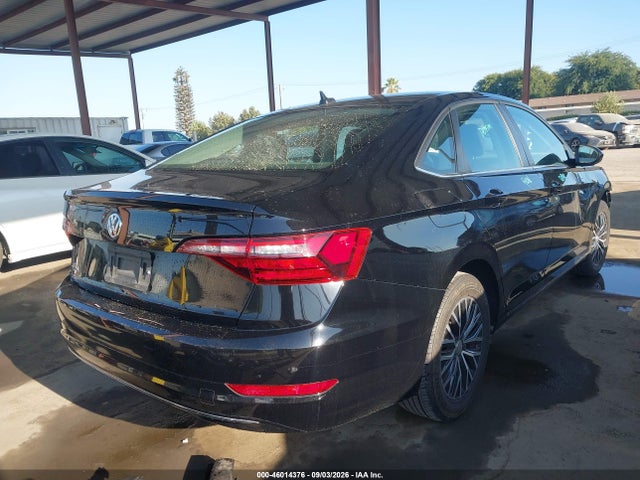 2021 Volkswagen Jetta 1.4t R-line/1.4t S მანქანა იყიდება აუქციონზე, vin: 3VWN57BU7MM078811, აუქციონის ნომერი: 46014376