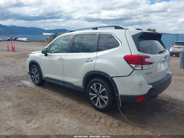 Subaru Forester Limited 2021 JF2SKASC4MH463459 Image 3