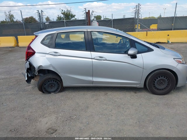 Honda FIT LX 2016 JHMGK5H51GX017041 Image 13
