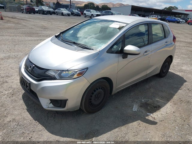Honda FIT LX 2016 JHMGK5H51GX017041 Image 2