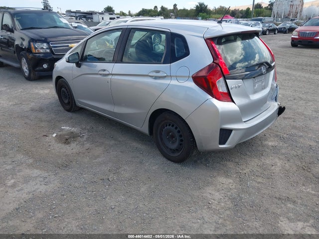 Honda FIT LX 2016 JHMGK5H51GX017041 Image 3