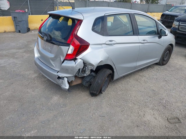 Honda FIT LX 2016 JHMGK5H51GX017041 Image 4