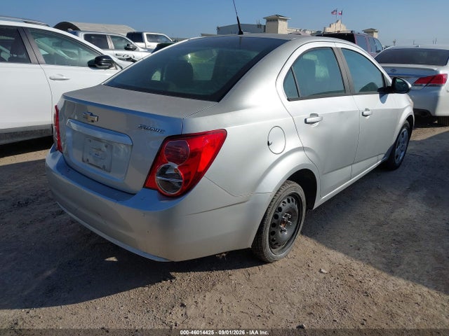 Chevrolet Sonic Ls Auto 2014 1G1JA5SH6E4145683 Image 4