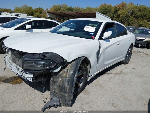 2015 Dodge Charger Sxt მანქანა იყიდება აუქციონზე, vin: 2C3CDXHG2FH886729, აუქციონის ნომერი: 46014434