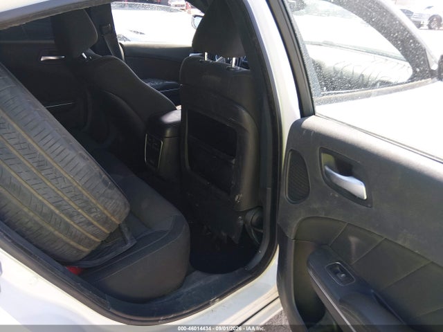 2015 Dodge Charger Sxt მანქანა იყიდება აუქციონზე, vin: 2C3CDXHG2FH886729, აუქციონის ნომერი: 46014434