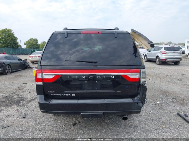 5LMJJ3JT1HEL01136 Lincoln Navigator L Select