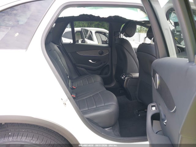 46014530 :رقم المزاد ، W1N0G8EB2NV379249 vin ، 2022 Mercedes-benz Glc 300 4matic Suv مزاد بيع