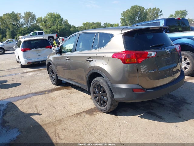2015 Toyota Rav4 Le მანქანა იყიდება აუქციონზე, vin: JTMBFREV1FD110038, აუქციონის ნომერი: 46014604