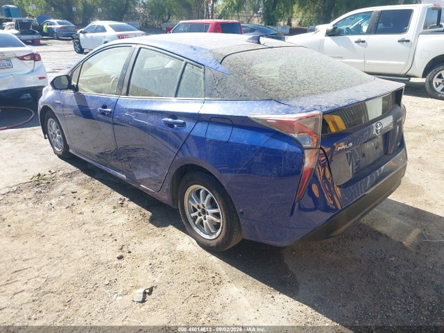 Toyota Prius Two Eco 2017 JTDKARFUXH3051701 Image 3