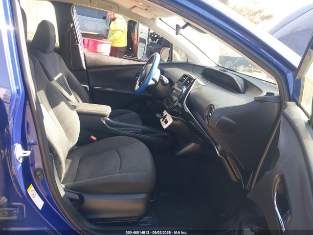 Toyota Prius Two Eco 2017 JTDKARFUXH3051701 Image 5
