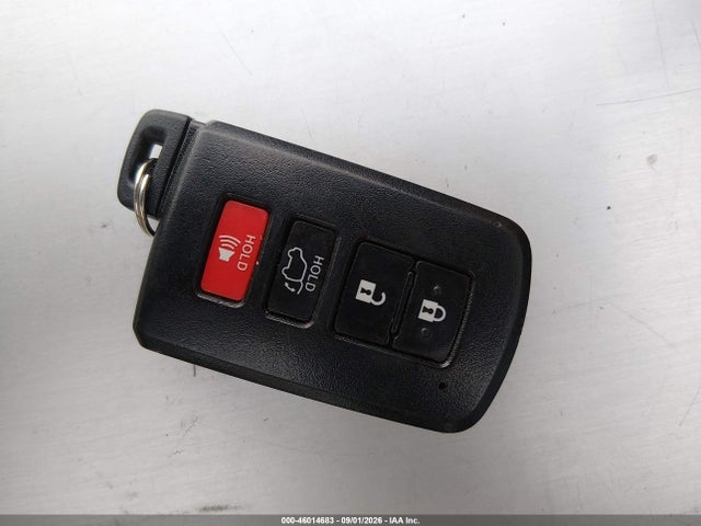 Продажа на аукционе авто 2016 Toyota Rav4 Hybrid Xle, vin: JTMRJREV4GD041179, номер лота: 46014683