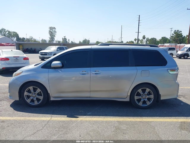Toyota Sienna Se 8 Passenger 2017 5TDXZ3DC5HS873360 Image 14