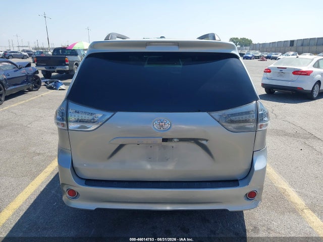 Toyota Sienna Se 8 Passenger 2017 5TDXZ3DC5HS873360 Image 16