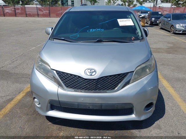 Toyota Sienna Se 8 Passenger 2017 5TDXZ3DC5HS873360 Image 6