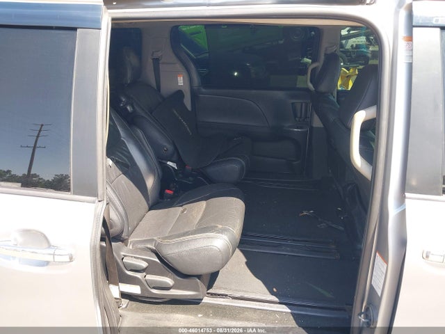 Toyota Sienna Se 8 Passenger 2017 5TDXZ3DC5HS873360 Image 8