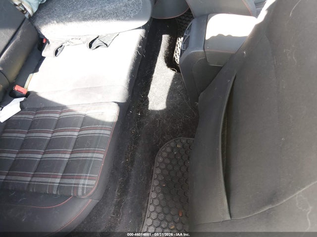 46014881 :رقم المزاد ، WVWEV7AJ5BW026021 vin ، 2011 Volkswagen Gti 2-door مزاد بيع