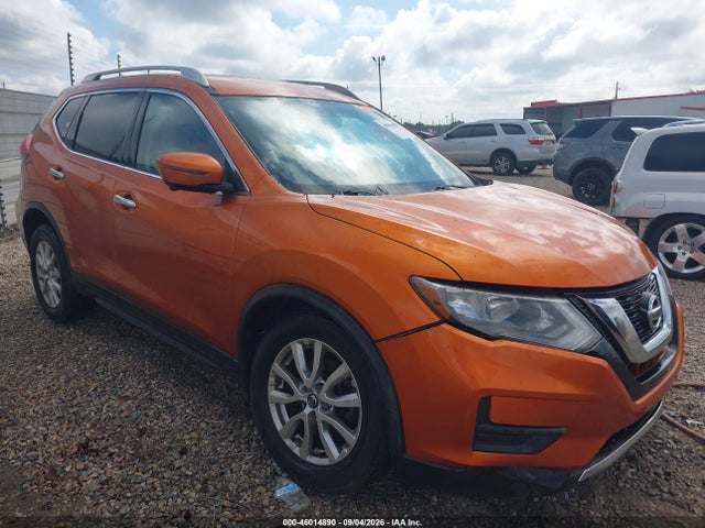 46014890 :رقم المزاد ، JN8AT2MT7HW139079 vin ، 2017 Nissan Rogue Sv مزاد بيع