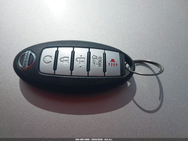 46014890 :رقم المزاد ، JN8AT2MT7HW139079 vin ، 2017 Nissan Rogue Sv مزاد بيع