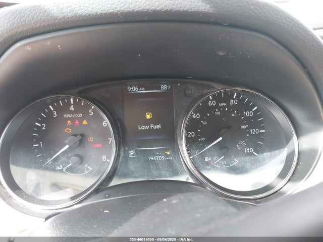 46014890 :رقم المزاد ، JN8AT2MT7HW139079 vin ، 2017 Nissan Rogue Sv مزاد بيع