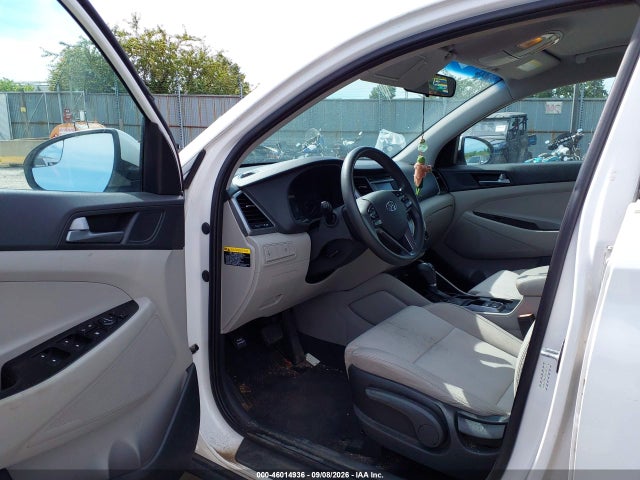 Продаж на аукціоні авто 2016 Hyundai Tucson Se, vin: KM8J23A42GU168576, номер лоту: 46014936