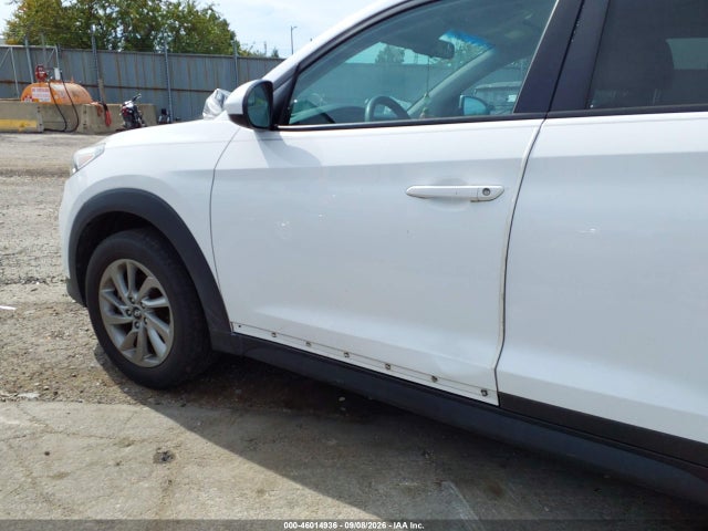 Продаж на аукціоні авто 2016 Hyundai Tucson Se, vin: KM8J23A42GU168576, номер лоту: 46014936