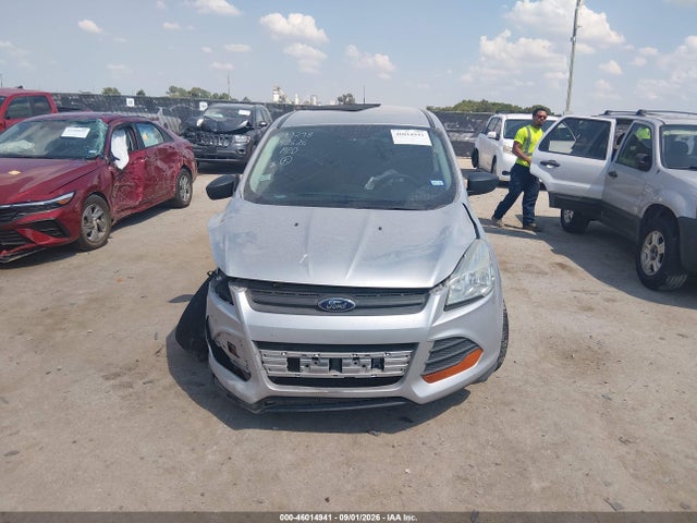 Продажа на аукционе авто 2016 Ford Escape S, vin: 1FMCU0F7XGUB46720, номер лота: 46014941