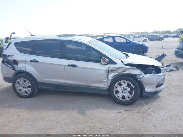 Продажа на аукционе авто 2016 Ford Escape S, vin: 1FMCU0F7XGUB46720, номер лота: 46014941