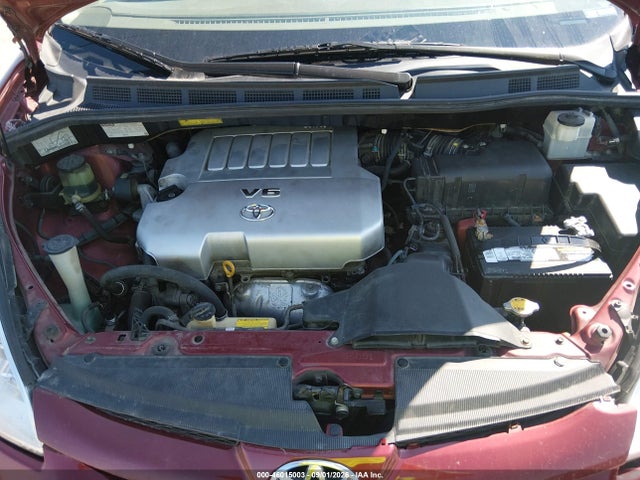 46015003 :رقم المزاد ، 5TDYK4CC8AS309885 vin ، 2010 Toyota Sienna Xle مزاد بيع