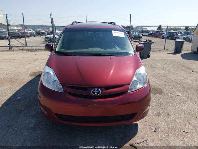 46015003 :رقم المزاد ، 5TDYK4CC8AS309885 vin ، 2010 Toyota Sienna Xle مزاد بيع