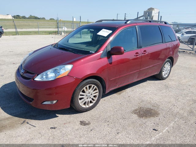 46015003 :رقم المزاد ، 5TDYK4CC8AS309885 vin ، 2010 Toyota Sienna Xle مزاد بيع