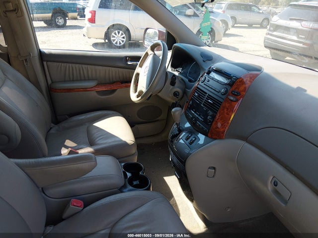 46015003 :رقم المزاد ، 5TDYK4CC8AS309885 vin ، 2010 Toyota Sienna Xle مزاد بيع