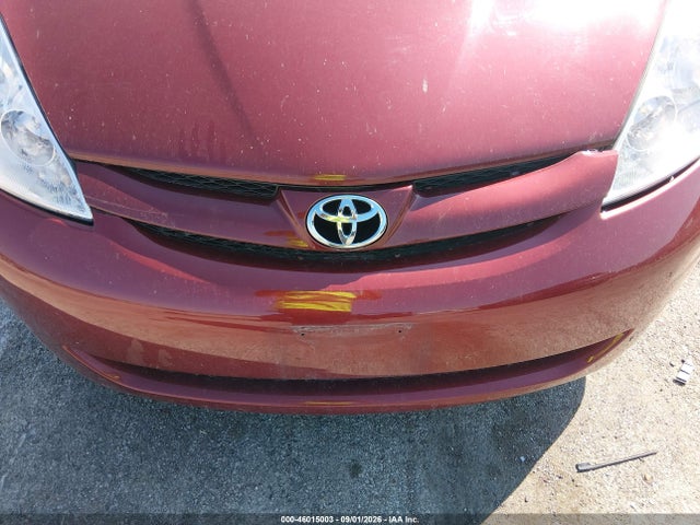 46015003 :رقم المزاد ، 5TDYK4CC8AS309885 vin ، 2010 Toyota Sienna Xle مزاد بيع