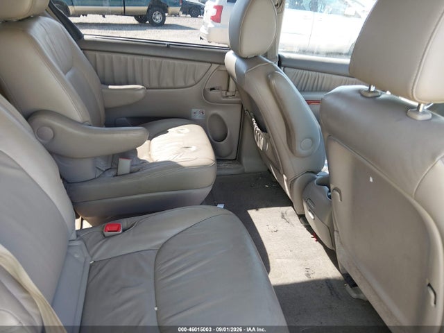 46015003 :رقم المزاد ، 5TDYK4CC8AS309885 vin ، 2010 Toyota Sienna Xle مزاد بيع
