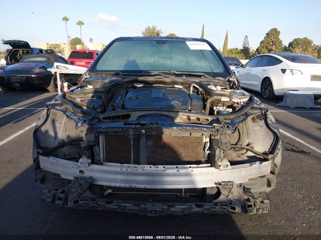 46015066 :رقم المزاد ، WDDHF5KB8GB268571 vin ، 2016 Mercedes-benz E 350 مزاد بيع