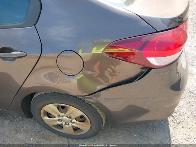 46015108 :رقم المزاد ، 3KPFK4A72JE214262 vin ، 2018 Kia Forte Lx مزاد بيع