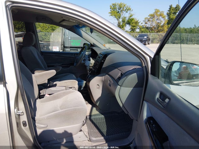 2005 Toyota Sienna Le მანქანა იყიდება აუქციონზე, vin: 5TDZA23C55S293453, აუქციონის ნომერი: 46015114