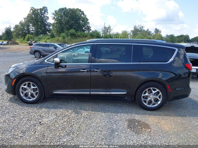 Продажа на аукционе авто 2019 Chrysler Pacifica Limited, vin: 2C4RC1GG7KR705698, номер лота: 46015128