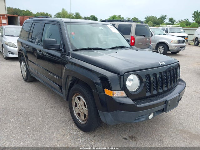 46015136 :رقم المزاد ، 1C4NJPBA4GD574816 vin ، 2016 Jeep Patriot Sport مزاد بيع