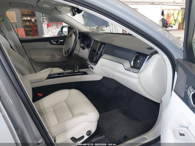 Aukcja sprzedaży 2025 Volvo Xc60 B5 Plus, vin: YV4M12RC9S1025027, numer aukcji: 46015176