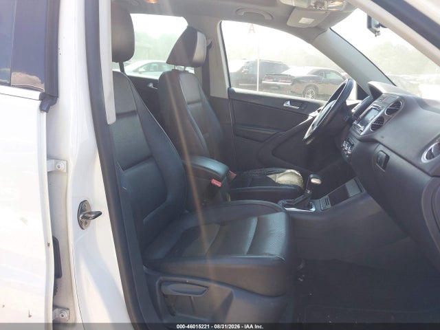 2010 Volkswagen Tiguan Wolfsburg Edition მანქანა იყიდება აუქციონზე, vin: WVGAV7AX3AW003110, აუქციონის ნომერი: 46015221