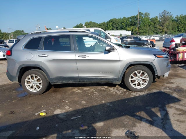 2016 Jeep Cherokee Latitude მანქანა იყიდება აუქციონზე, vin: 1C4PJLCBXGW201454, აუქციონის ნომერი: 46015229