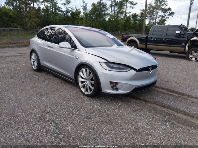 46015243 :رقم المزاد ، 5YJXCBE2XGF030355 vin ، 2016 Tesla Model X 60d/70d/75d/90d/p100d مزاد بيع