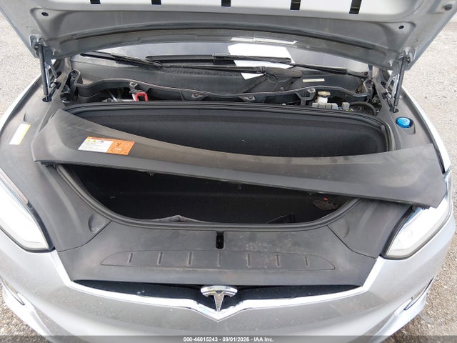 46015243 :رقم المزاد ، 5YJXCBE2XGF030355 vin ، 2016 Tesla Model X 60d/70d/75d/90d/p100d مزاد بيع