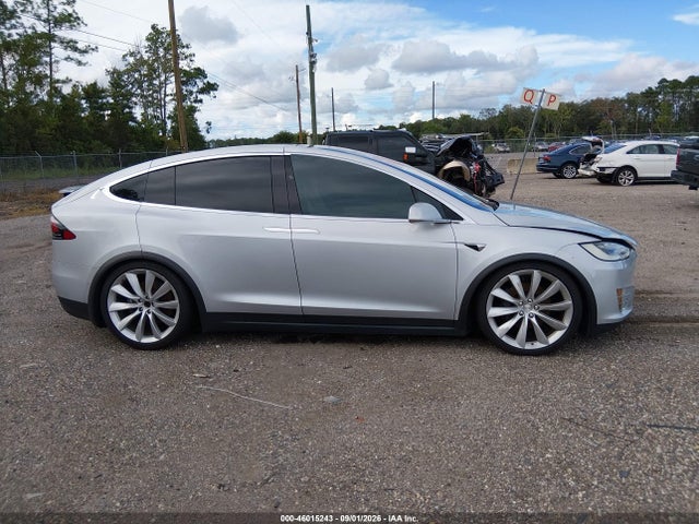 46015243 :رقم المزاد ، 5YJXCBE2XGF030355 vin ، 2016 Tesla Model X 60d/70d/75d/90d/p100d مزاد بيع
