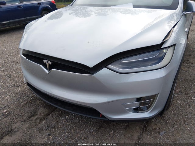46015243 :رقم المزاد ، 5YJXCBE2XGF030355 vin ، 2016 Tesla Model X 60d/70d/75d/90d/p100d مزاد بيع