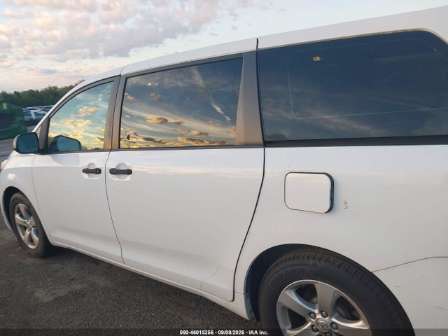 Aukcja sprzedaży 2013 Toyota Sienna L V6 7 Passenger, vin: 5TDZK3DC1DS313293, numer aukcji: 46015256