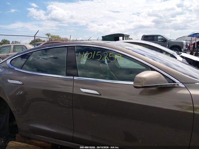 Продаж на аукціоні авто 2016 Tesla Model S 60d/70d/75d/85d/90d, vin: 5YJSA1E28GF149757, номер лоту: 46015259